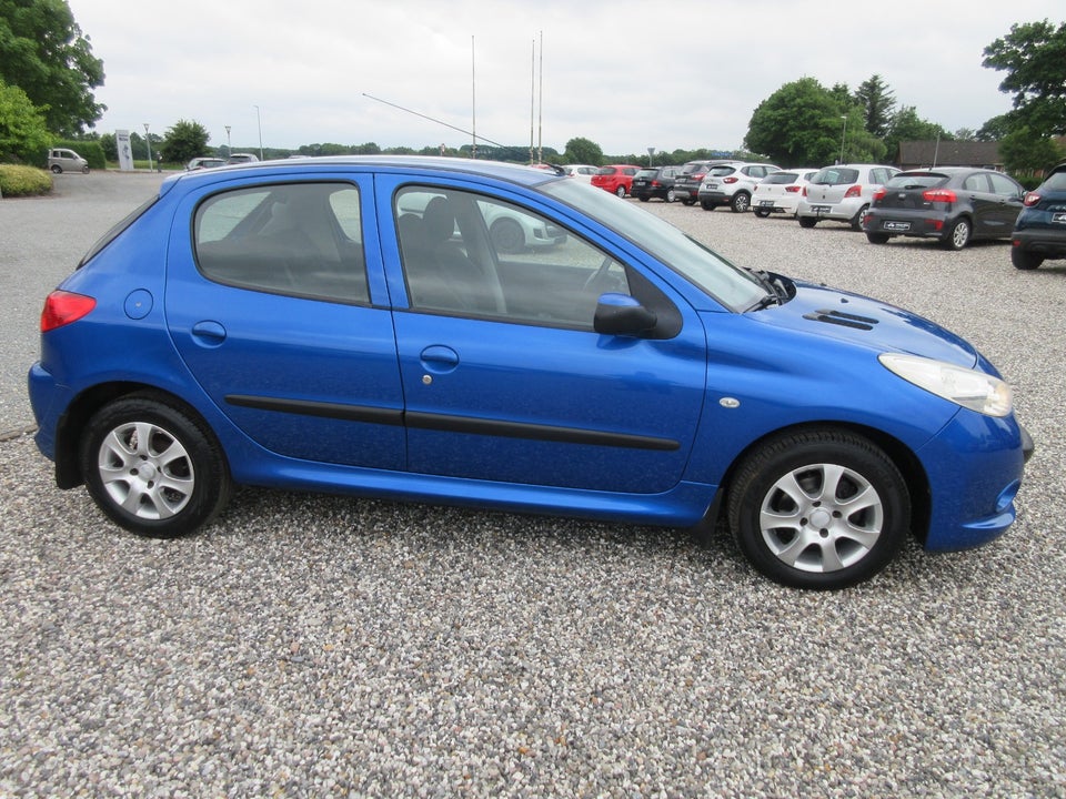 Peugeot 206+ 1,4 HDi 70 Active 5d