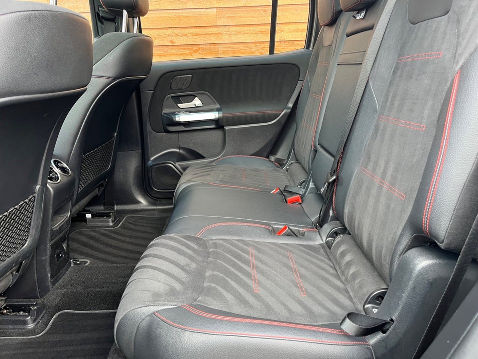 Mercedes EQB300 AMG Line 4Matic 5d