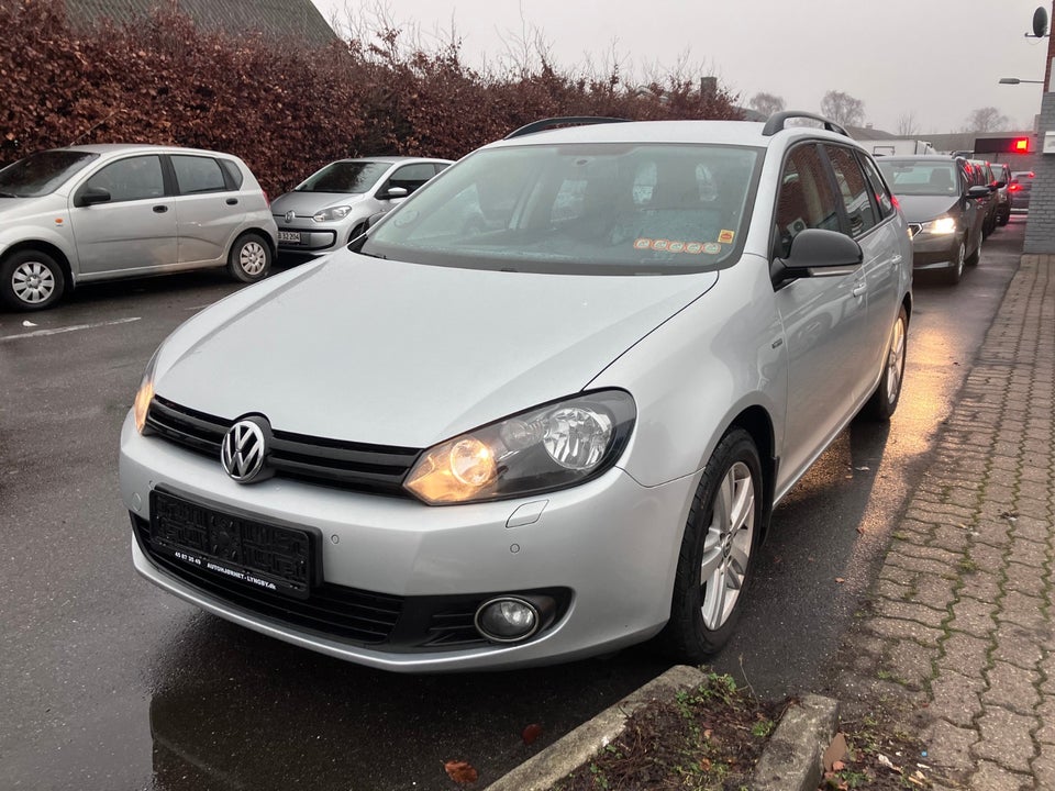 VW Golf VI 1,4 TSi 122 Match Variant 5d