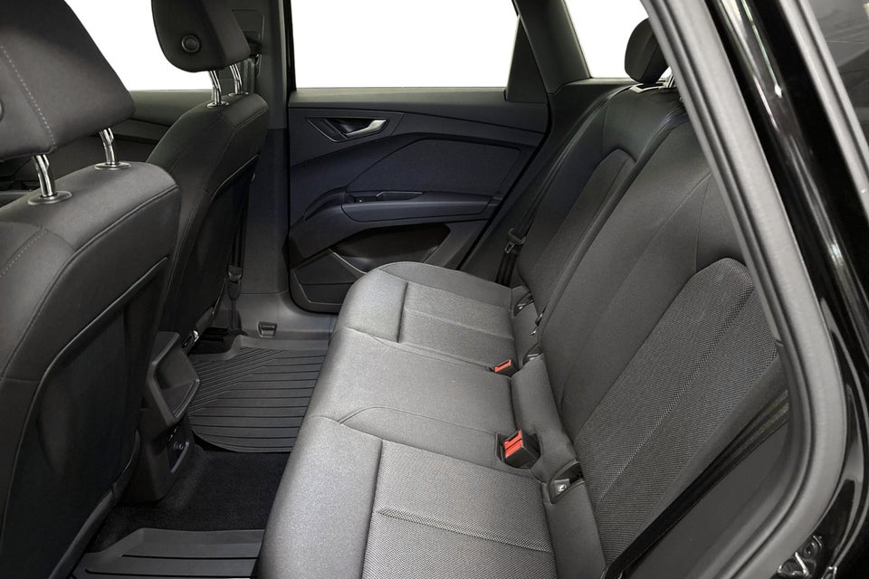 Audi Q4 e-tron 45 Progress 5d