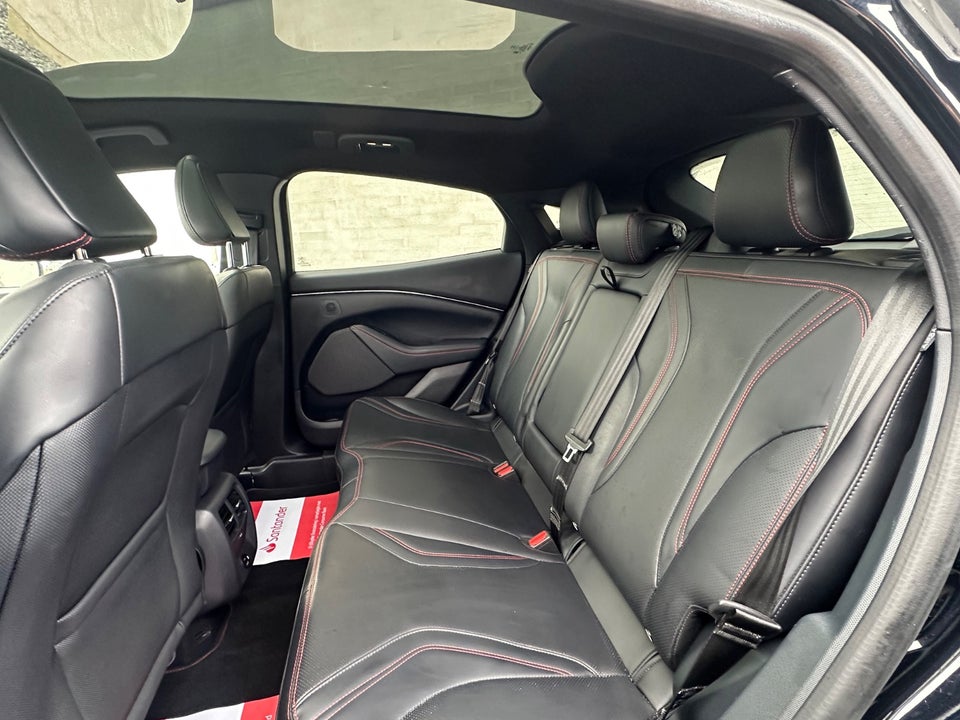 Ford Mustang Mach-E 91 Extended Range AWD 5d