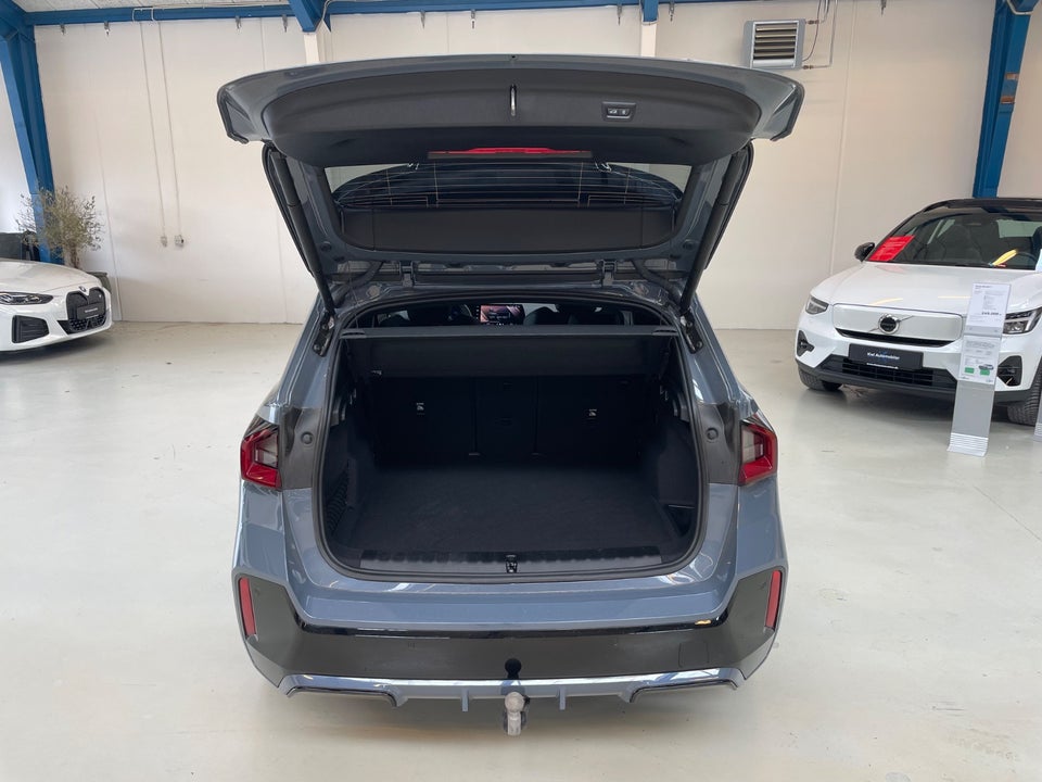 BMW iX1 xDrive30 Fully Charged M-Sport 5d