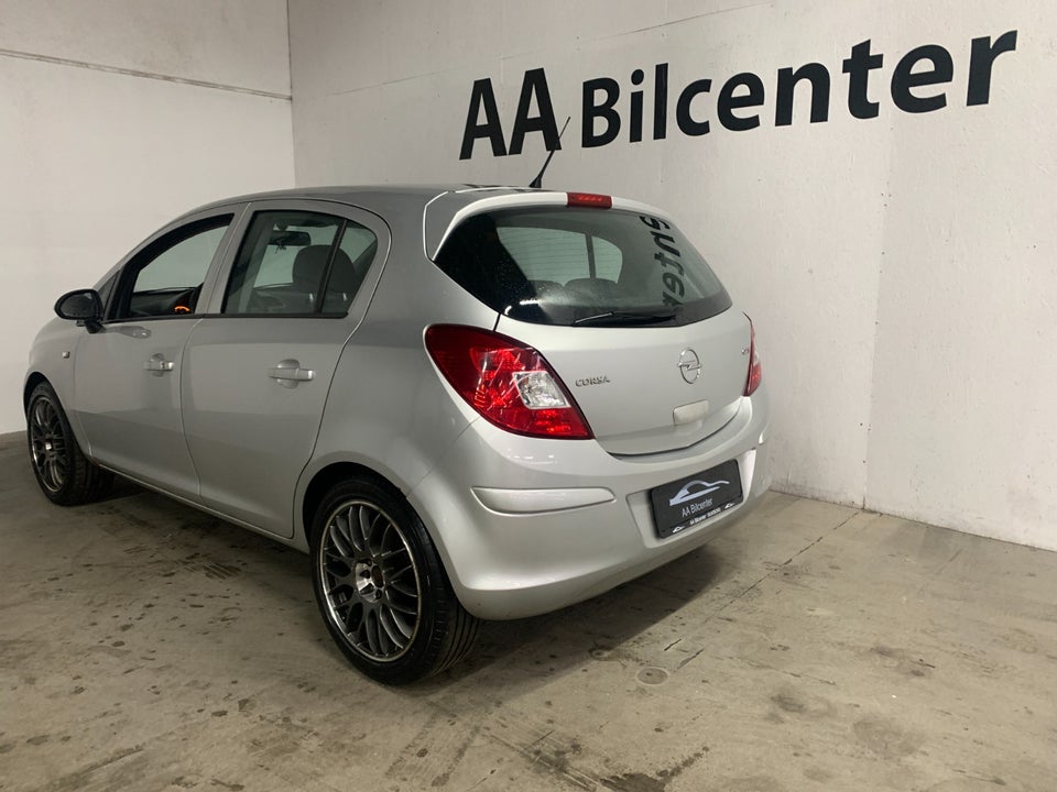 Opel Corsa 1,3 CDTi 90 Cosmo 5d