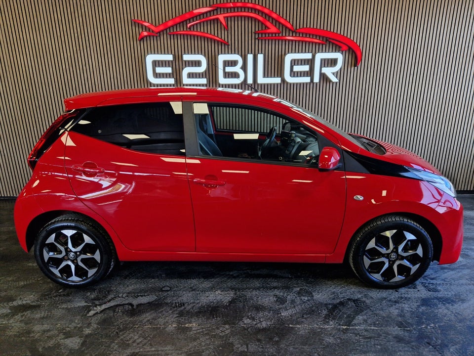 Toyota Aygo 1,0 VVT-i x-press 5d