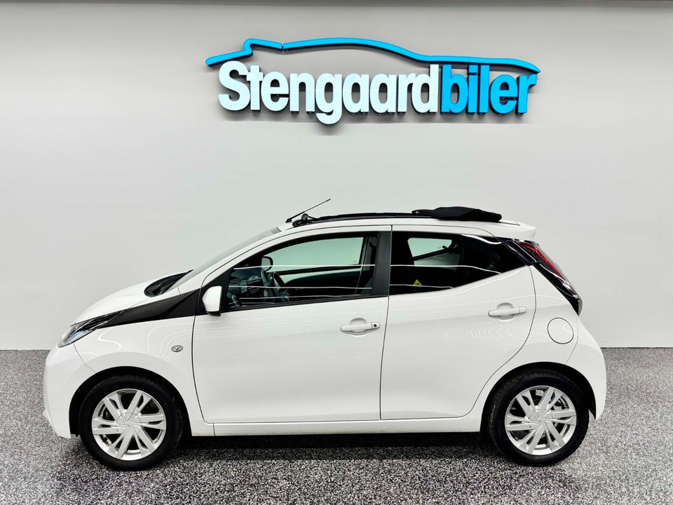 Toyota Aygo 1,0 VVT-i x-sky 5d