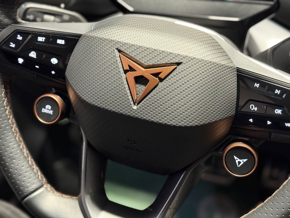 Cupra Born 77 e-Boost Business Edition+ 5d