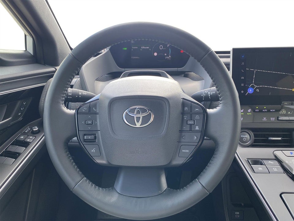 Toyota bZ4X Executive 5d