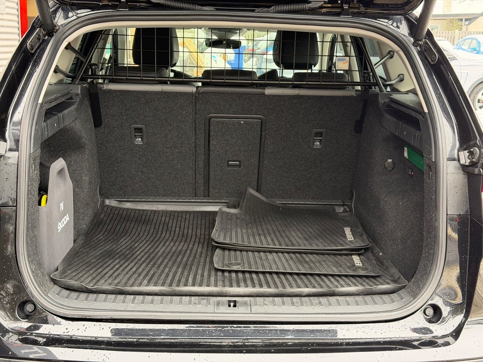 Skoda Enyaq 80 iV Loft 5d