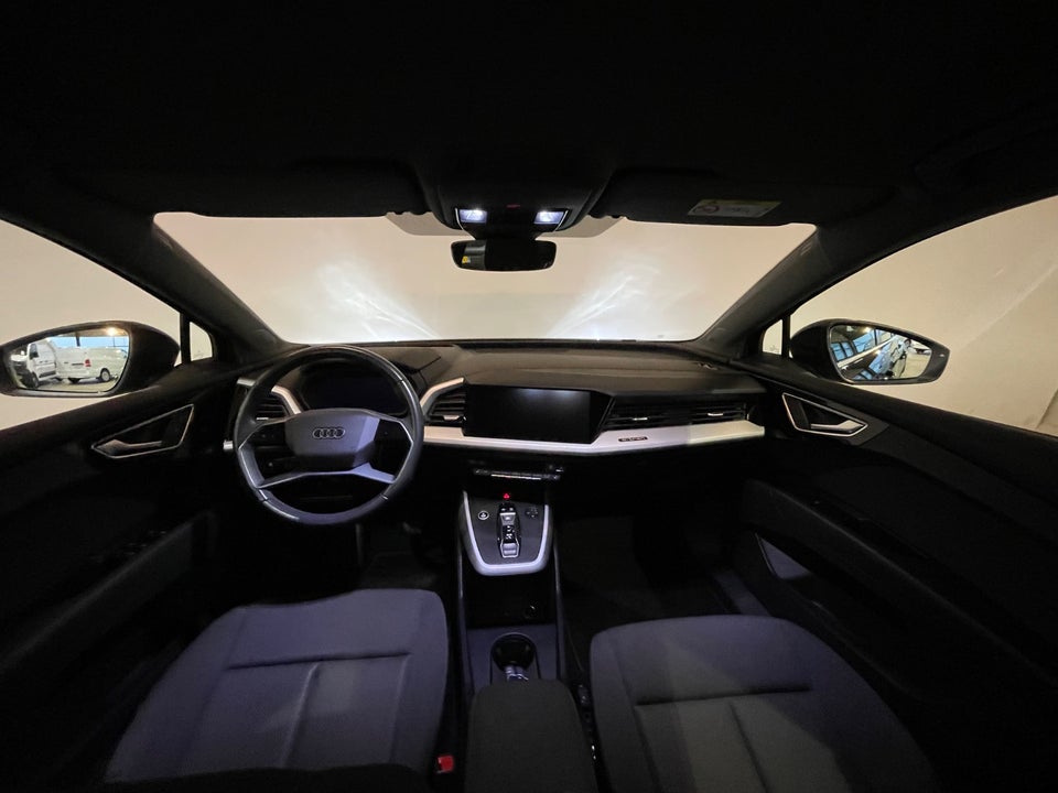 Audi Q4 e-tron 40  5d