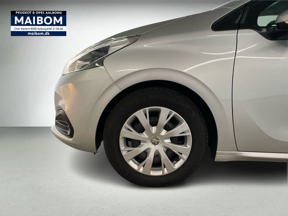 Peugeot 208 1,2 VTi 82 Envy 5d