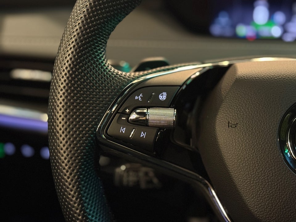 Skoda Enyaq 80x iV Sportline 5d