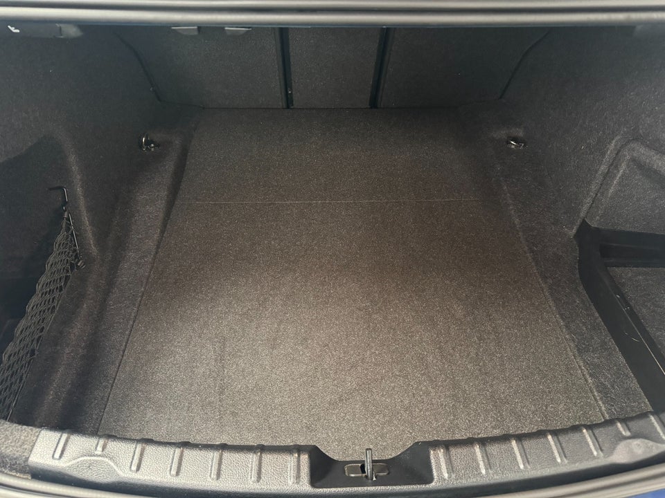 BMW 320i 2,0 Sport Line aut. 4d