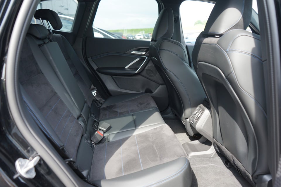 BMW iX1 eDrive20 M-Sport 5d