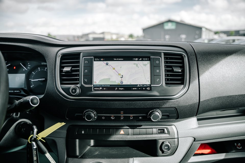 Peugeot Expert 2,0 BlueHDi 122 L3 Plus EAT8 Van