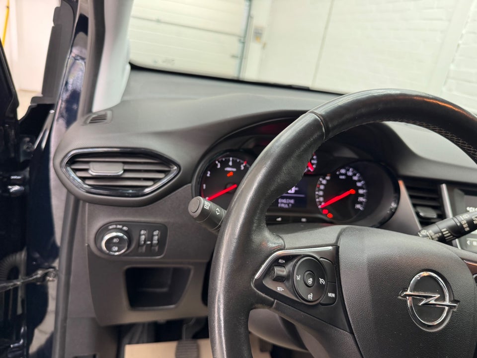 Opel Crossland X 1,2 Excite 5d
