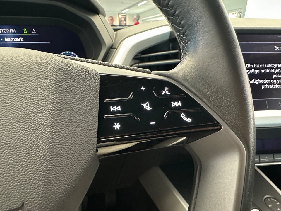 Audi Q4 e-tron 45 Progress 5d