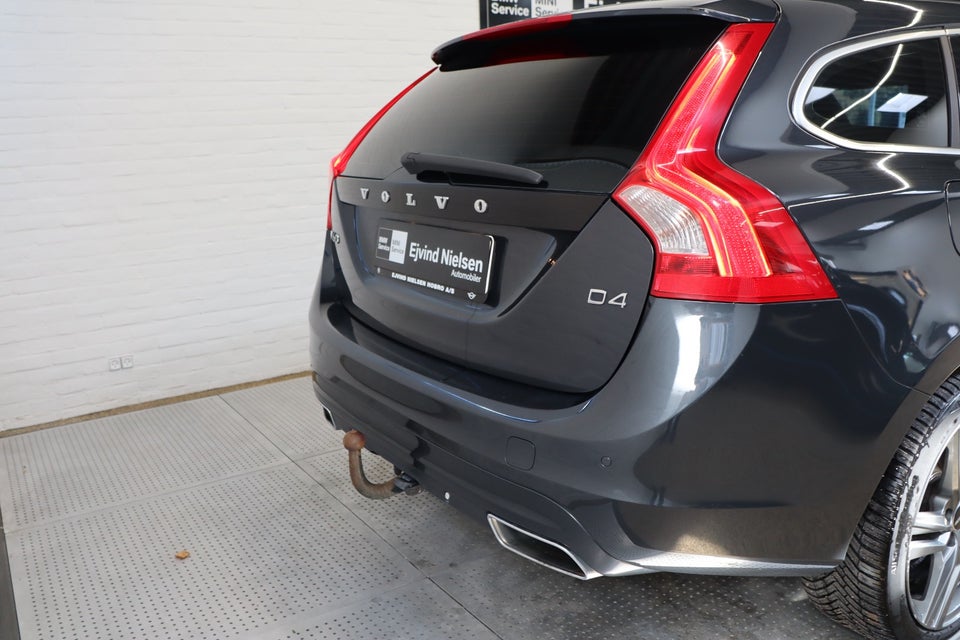 Volvo V60 2,0 D4 181 Momentum aut. Van 5d