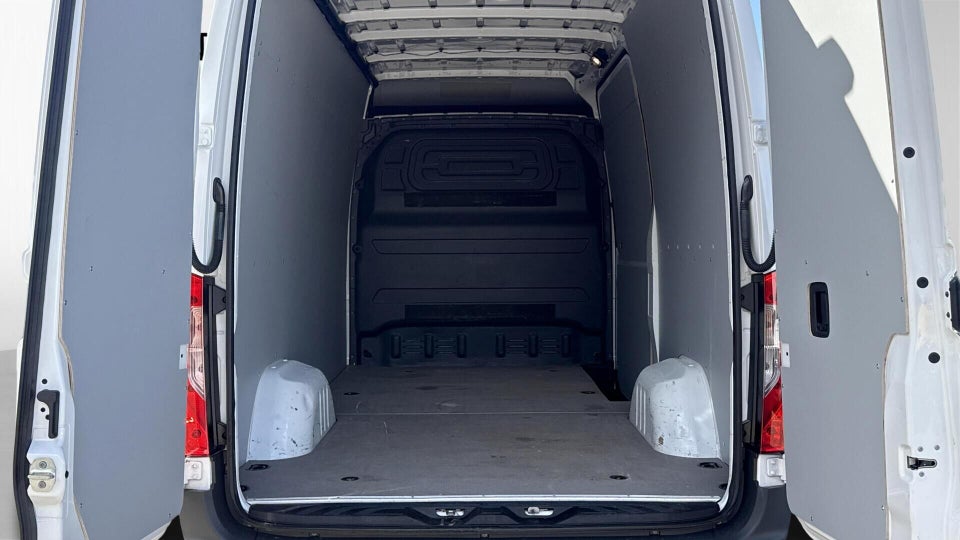 Mercedes Sprinter 317 2,0 CDi A2 Kassevogn aut. RWD