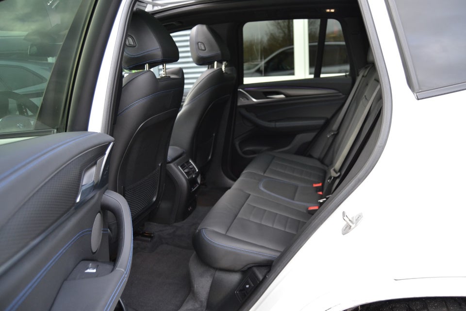 BMW iX3 Charged Plus M-Sport 5d