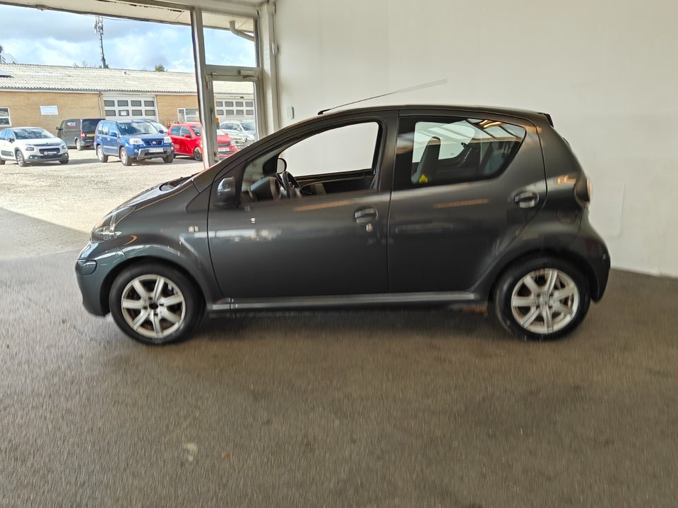 Toyota Aygo 1,0 Plus 5d