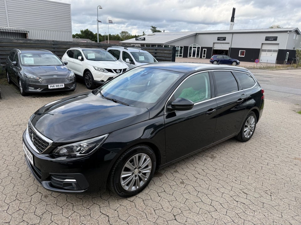 Peugeot 308 1,6 BlueHDi 120 Allure Sky SW 5d