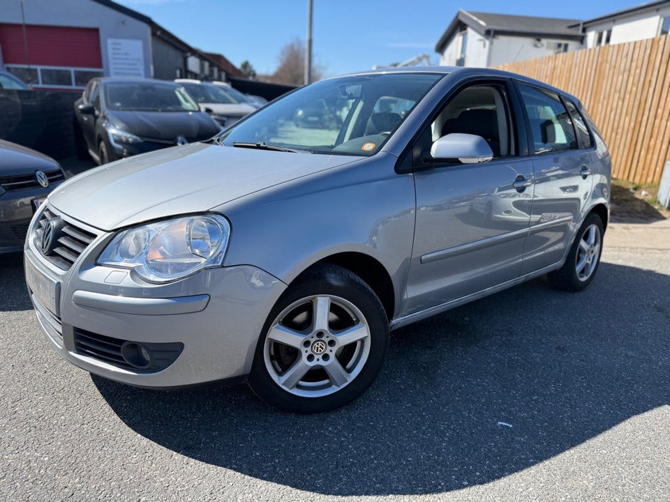 VW Polo 1,4 16V 5d