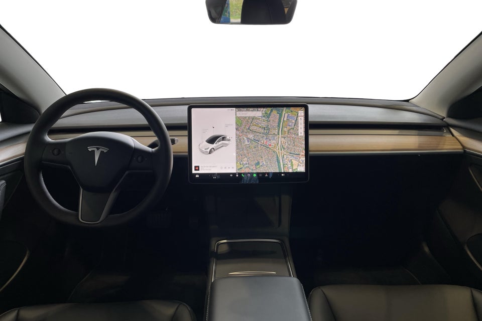 Tesla Model 3 RWD 4d