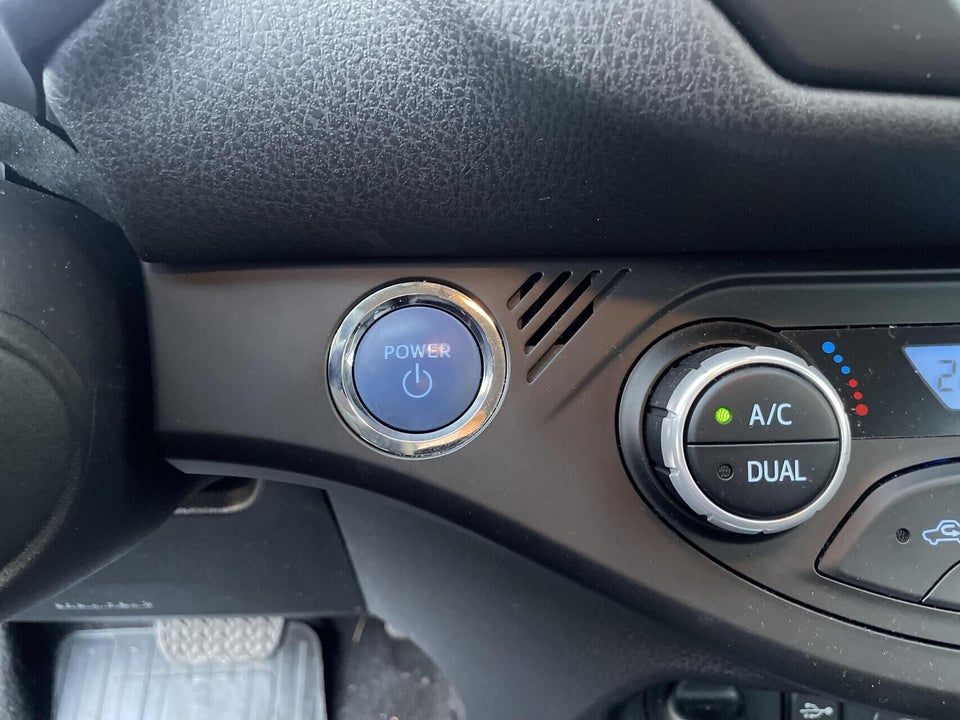 Toyota Yaris 1,5 Hybrid H3 Smart e-CVT 5d