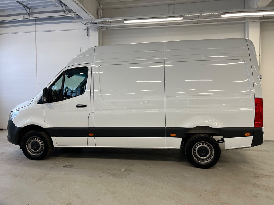 Mercedes Sprinter 317 2,0 CDi A2 Kassevogn aut. RWD