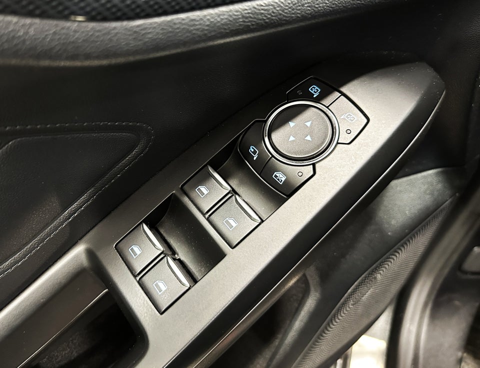 Ford Focus 1,5 EcoBlue ST-Line stc. aut. 5d