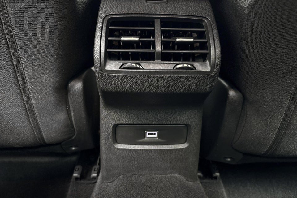 Citroën ë-C4 X 54 Plus 4d
