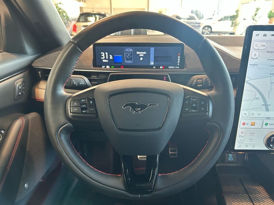 Ford Mustang Mach-E 68 Premium Standard Range AWD 5d