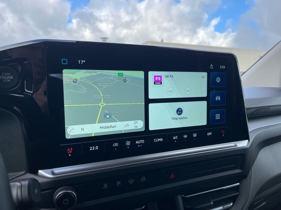 VW e-Caravelle 64 Life LWB