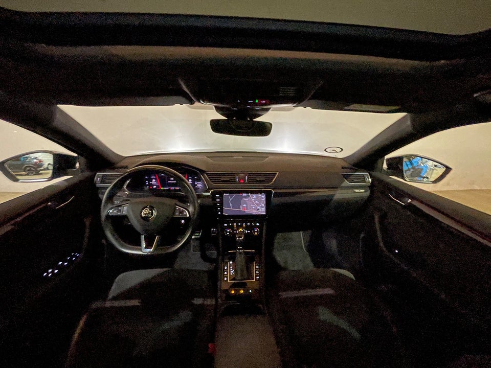 Skoda Superb 2,0 TDi 190 Sportline Combi DSG 5d