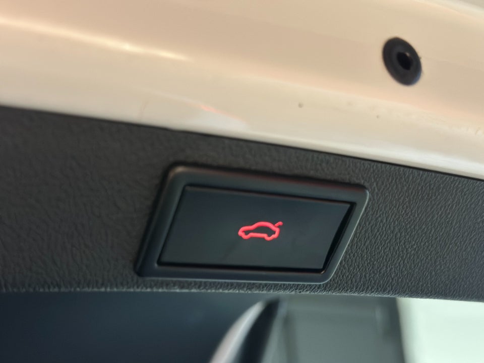 Skoda Octavia 1,6 TDi 110 Style Combi DSG 5d