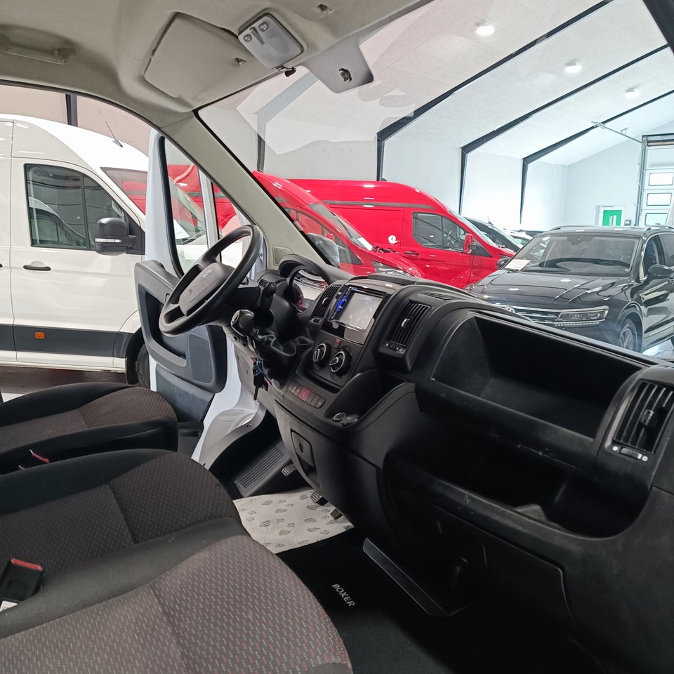 Peugeot Boxer 335 2,2 BlueHDi 165 L2 Plus Alukasse