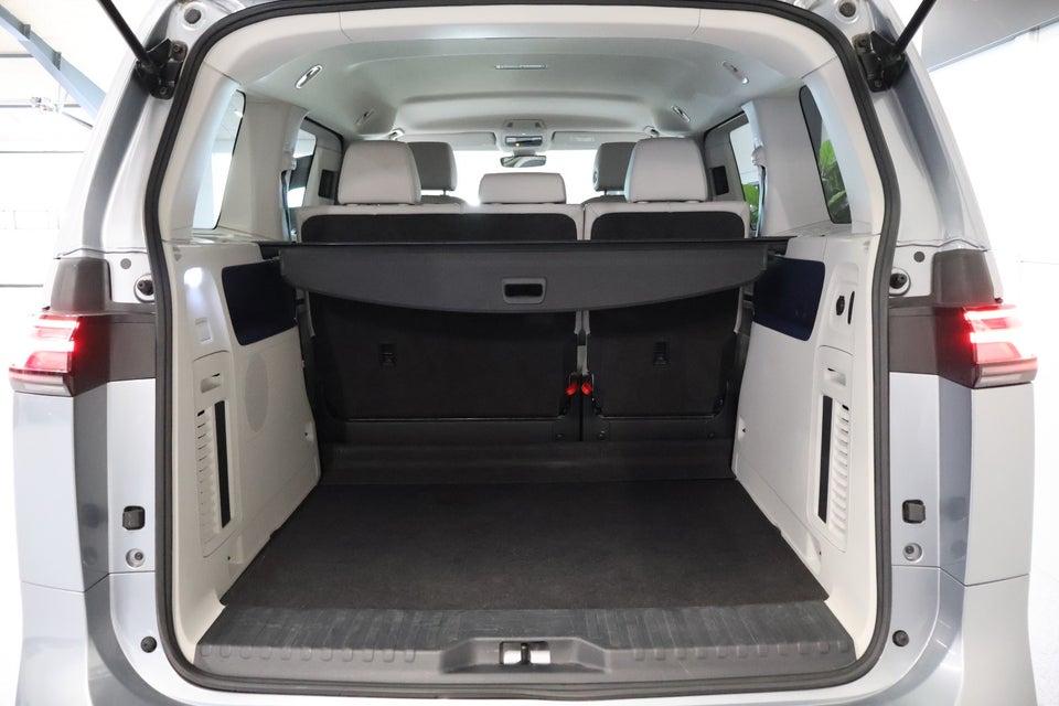 VW ID.Buzz 77 Pro SWB 5d