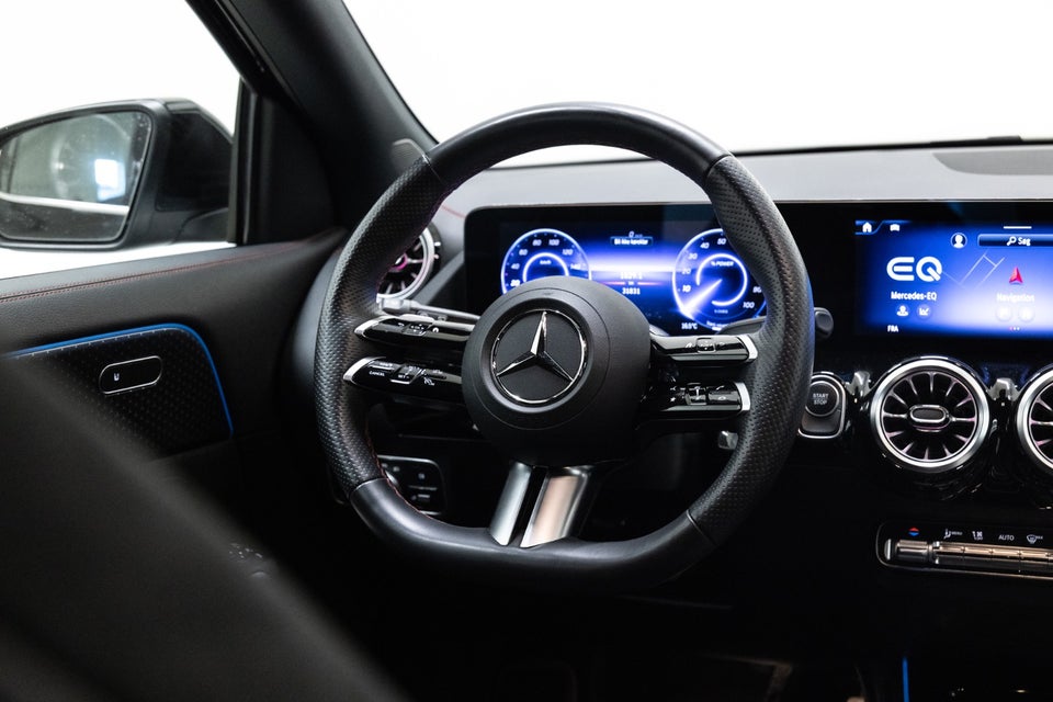 Mercedes EQA350 AMG Advance Plus 4Matic 5d