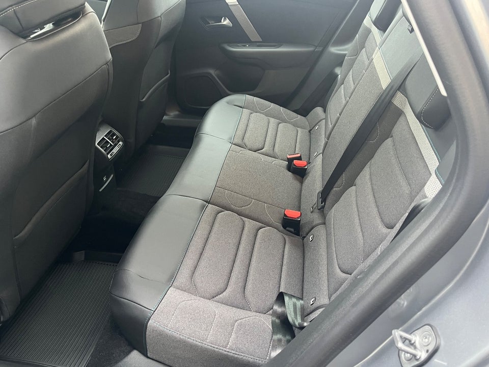 Citroën C4 X 1,2 PureTech 130 Chevron Sport EAT8 4d