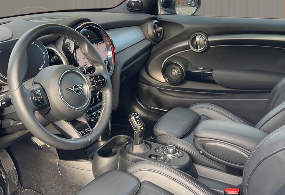 MINI Cooper SE Maximise 3d