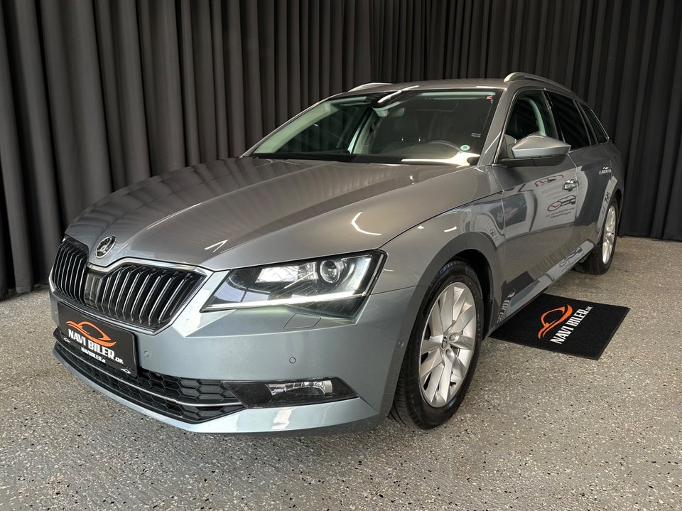 Skoda Superb 2,0 TDi 190 Style Combi DSG 5d