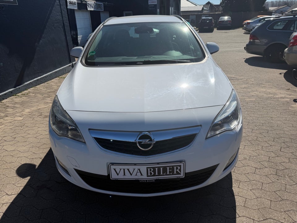 Opel Astra 1,6 Sport Sports Tourer 5d