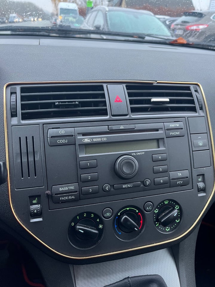 Ford Focus C-MAX 1,6 115 Ambiente 5d