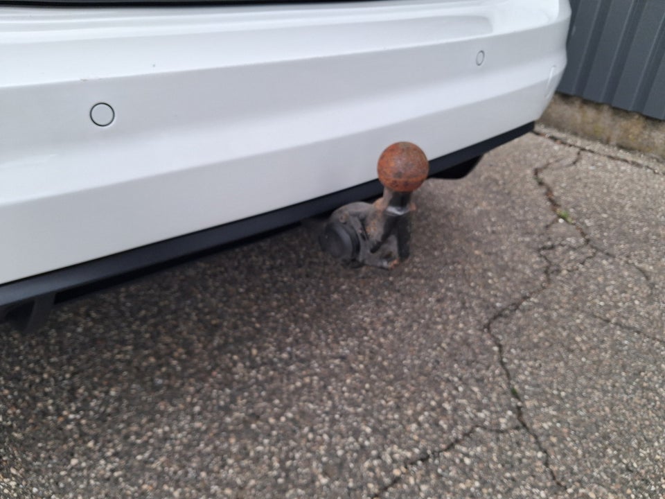 VW Touran 2,0 TDi 150 Highline DSG Van 5d