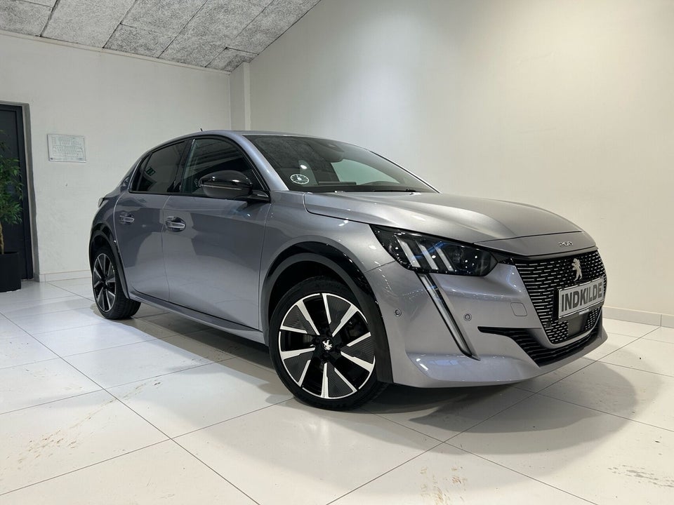 Peugeot e-208 50 GT 5d