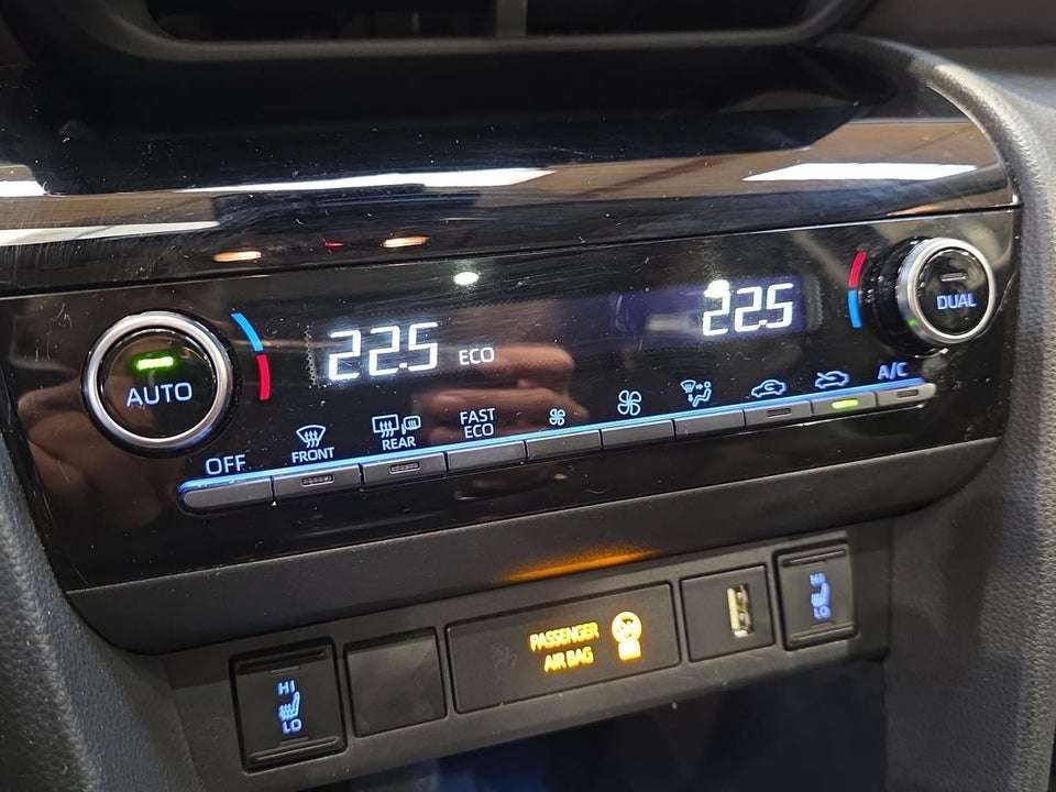 Toyota Yaris Cross 1,5 Hybrid Elegant e-CVT 5d