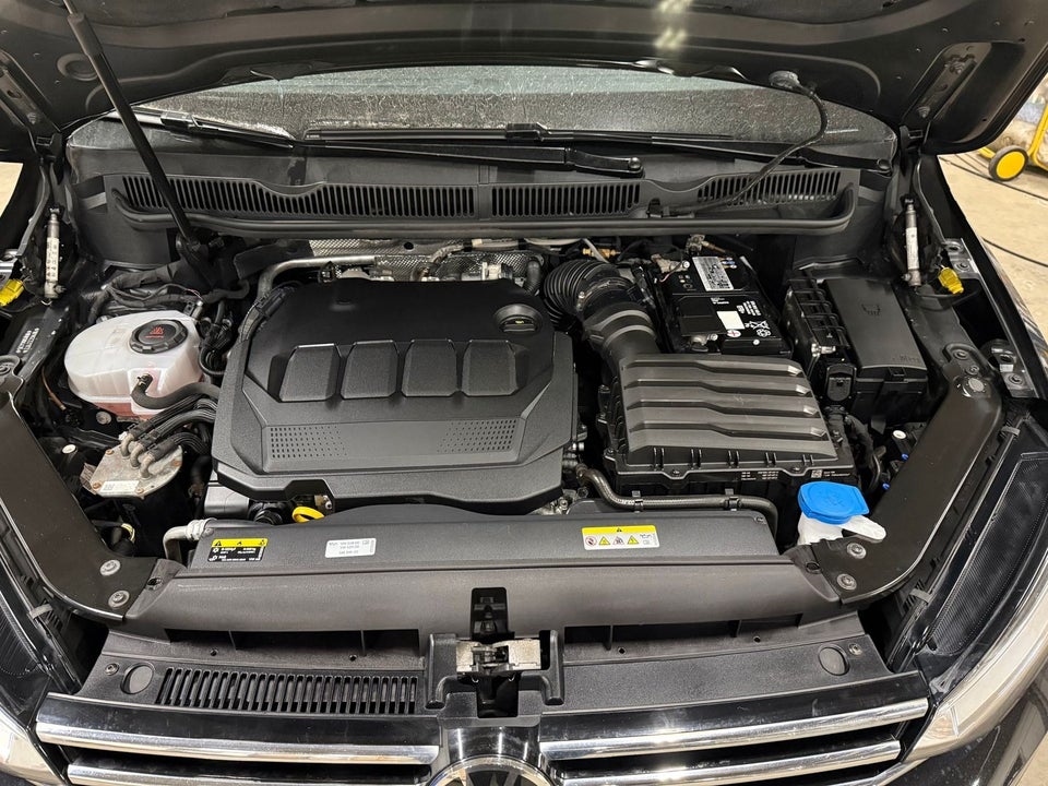 VW Touran 2,0 TDi 122 Comfortline Van 5d