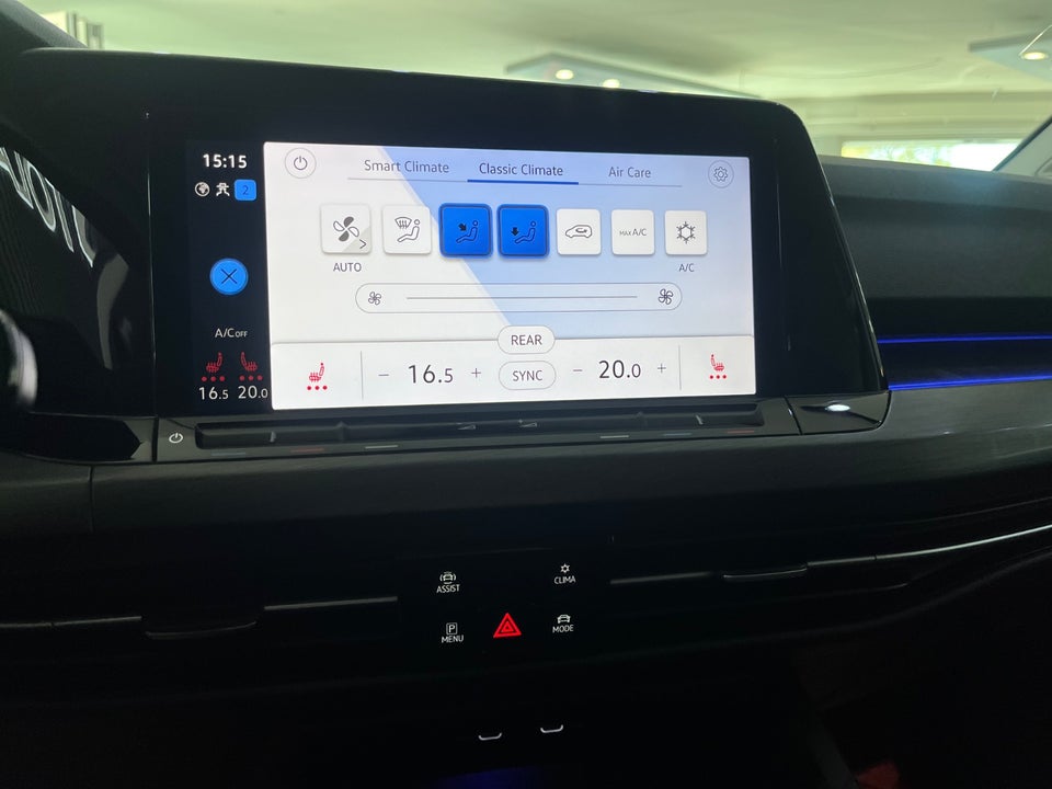 VW Golf VIII 1,4 eHybrid DSG 5d