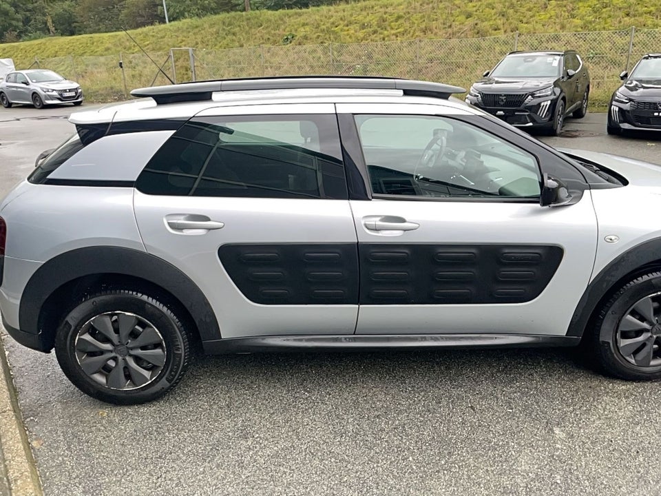 Citroën C4 Cactus 1,6 BlueHDi 100 Cool Comfort 5d