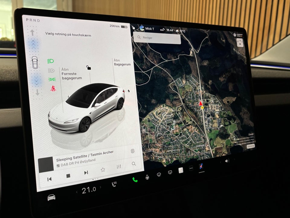 Tesla Model 3 RWD 4d